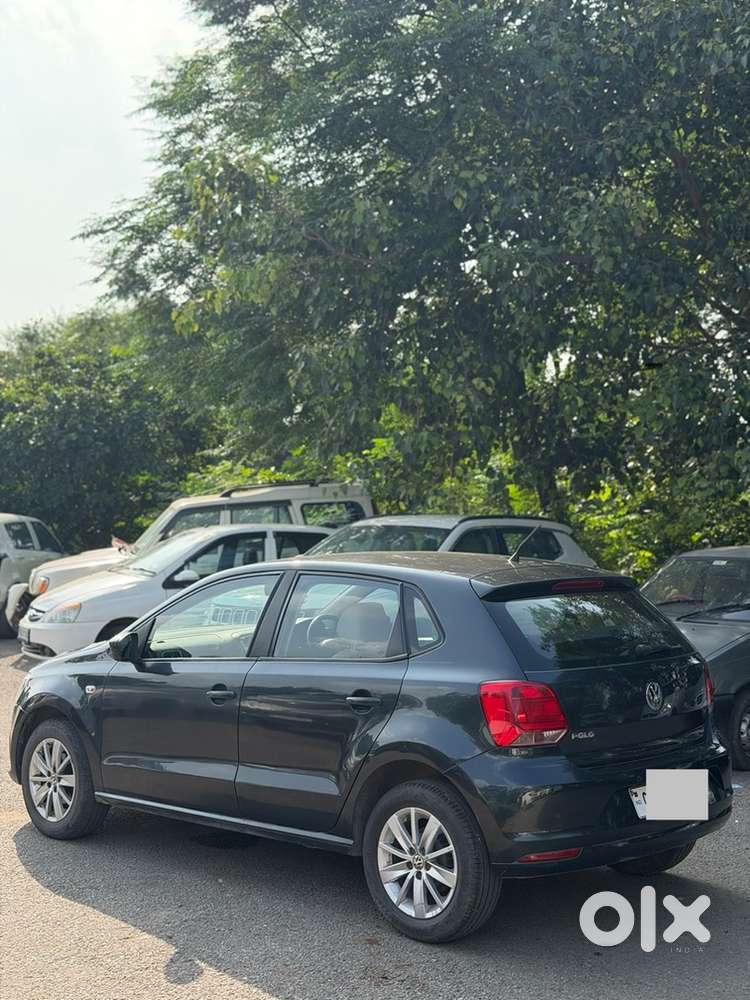 Volkswagen Polo Petrol Manual 2014