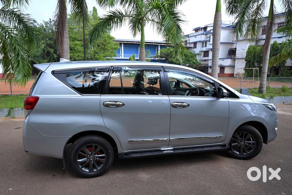 Toyota Innova Crysta 2018 Diesel Well Maintained