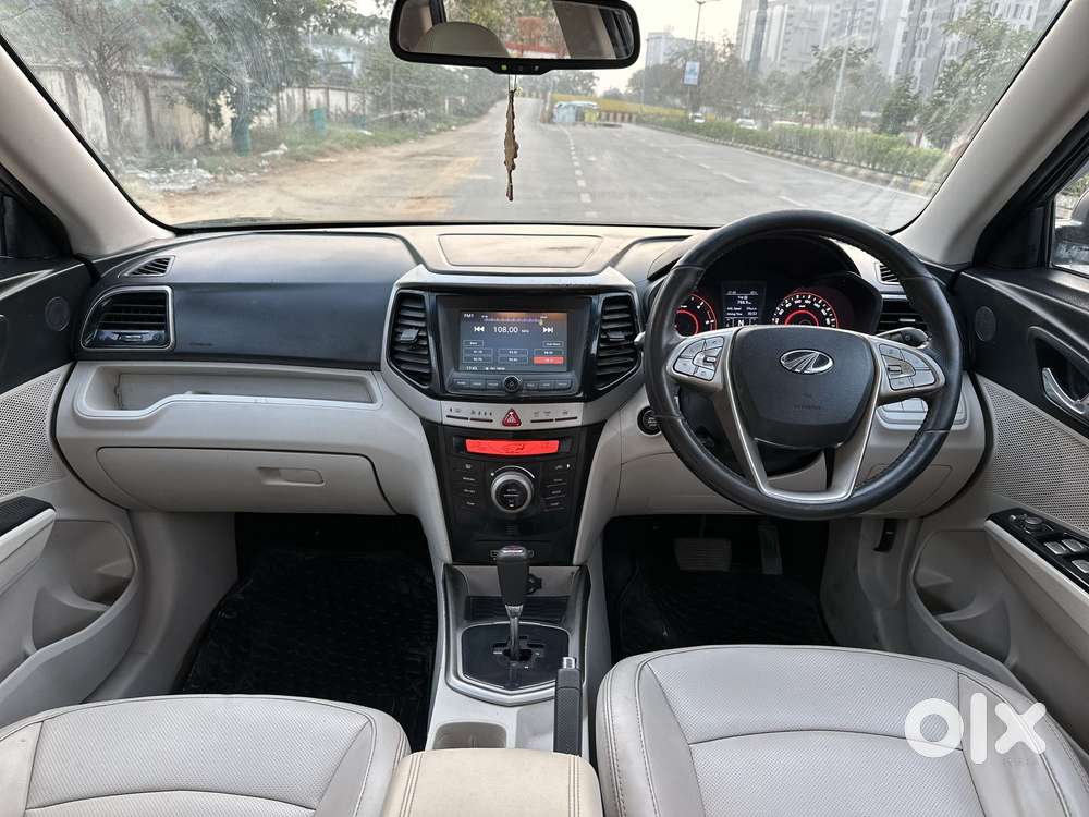 Mahindra Xuv300 W8 (o) 1.5 Diesel Amt Dual Tone, 2020, Diesel