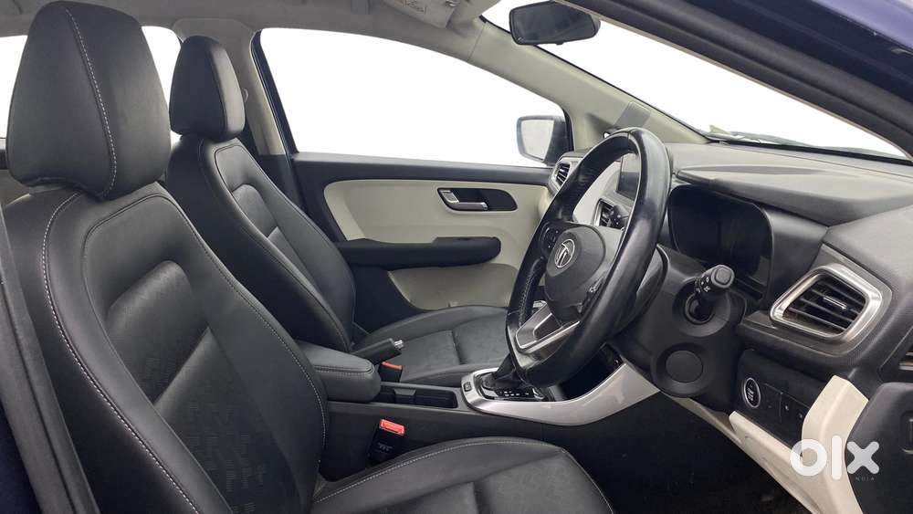Tata Altroz 1.2 Xza Plus, 2022, Petrol