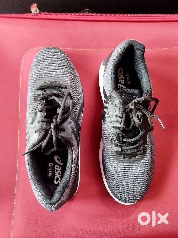 Asics olx hot sale