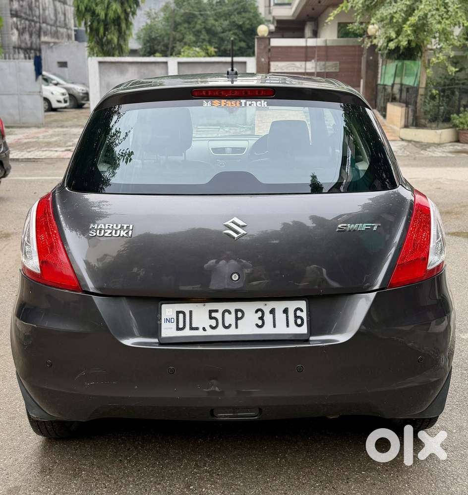 Maruti Suzuki Swift Lxi Optional-o, 2017, Petrol