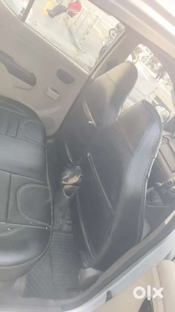 Hyundai I10 2014 Petrol 730000 Km Driven