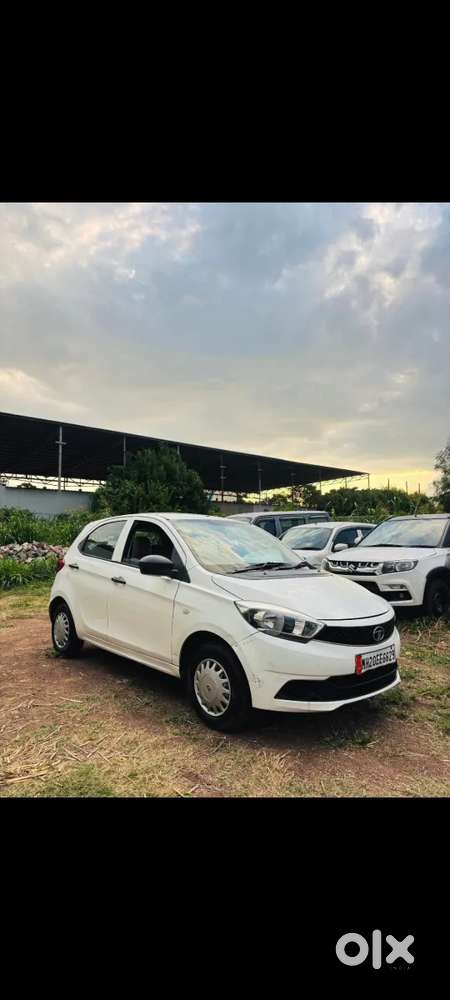 Tata Tiago Xe, 2017, Petrol