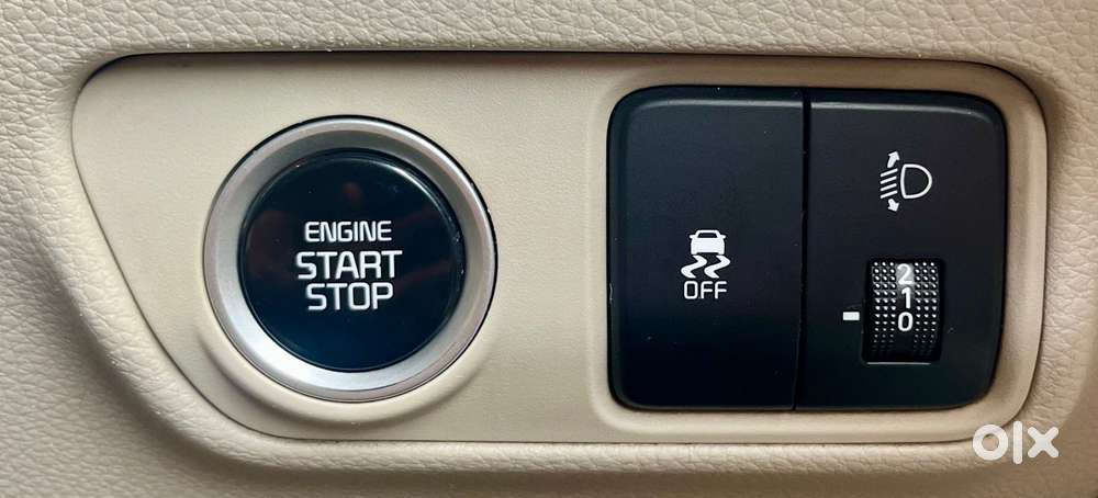 Kia Carens 1.4 Luxury 7 Str, 2022, Petrol