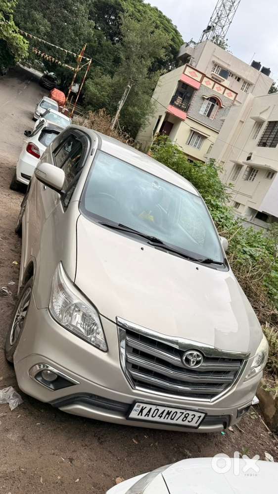 Toyota Innova 2.5 Zx Top End