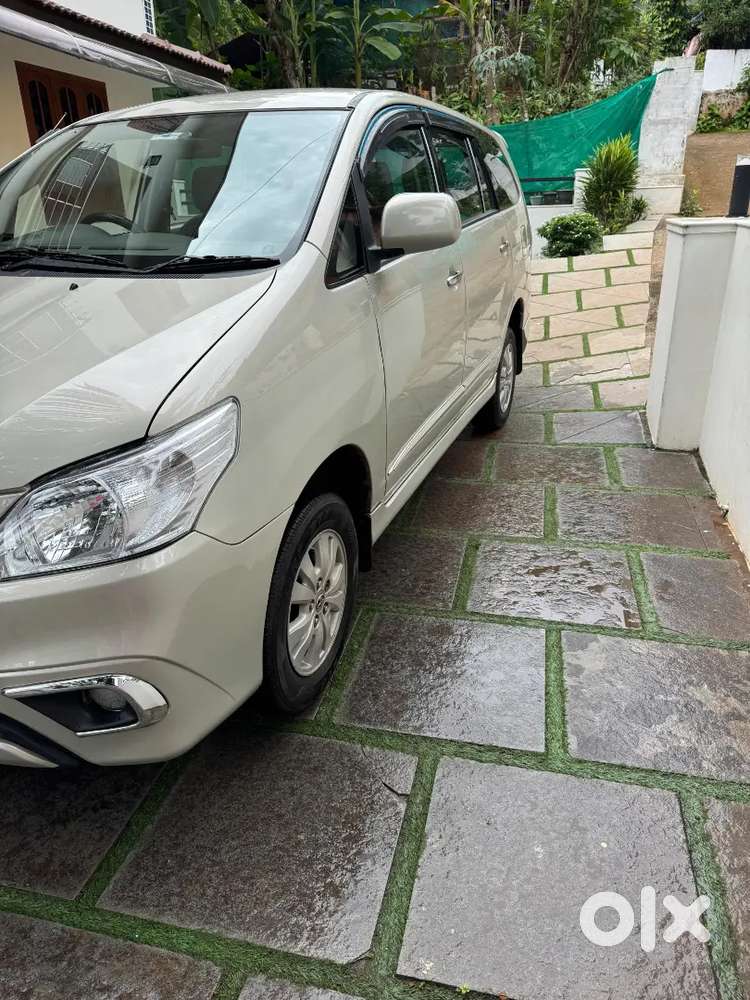 Toyota Innova 2009 Diesel Well Maintained
