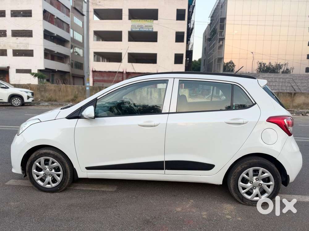 Hyundai Grand I10 Sportz(o) 1.2 Mt, 2017, Diesel