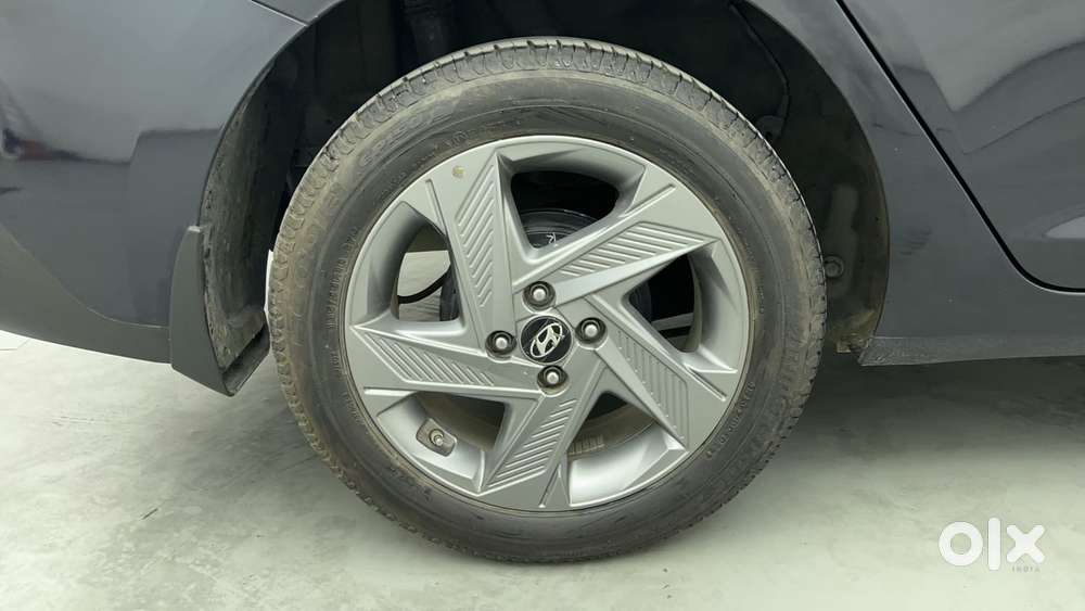 Hyundai Verna 1.5 Sx Ivt, 2023, Petrol