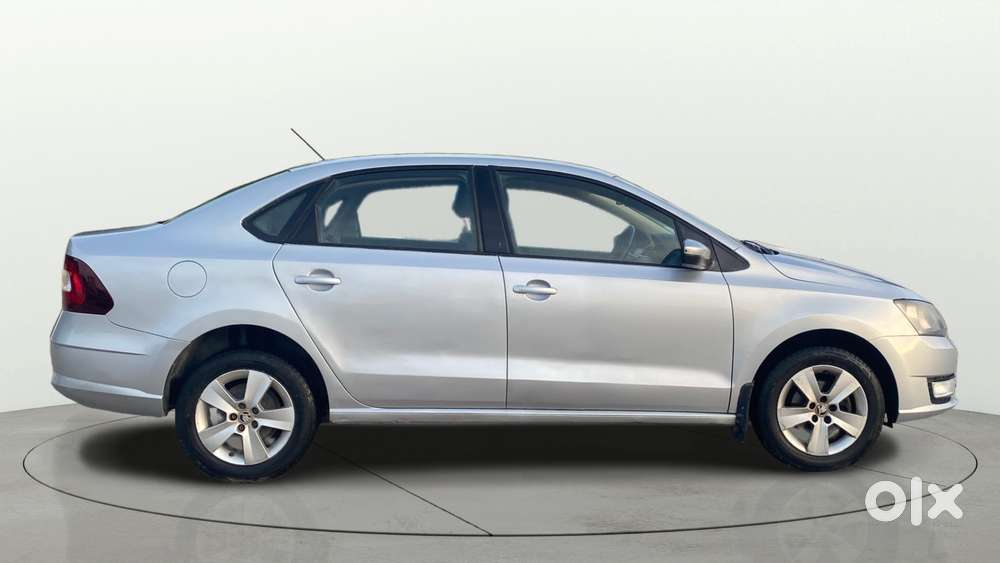 Skoda Rapid 2011-2013 1.6 Mpi Ambition, 2018, Petrol