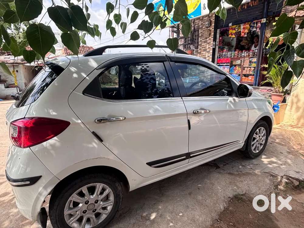 Tata Tiago 2018 Revotron