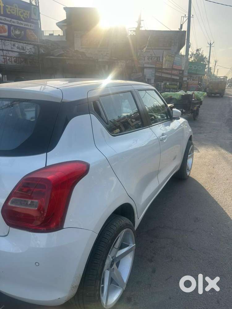 Maruti Suzuki Swift 2023 Petrol Well Maintained