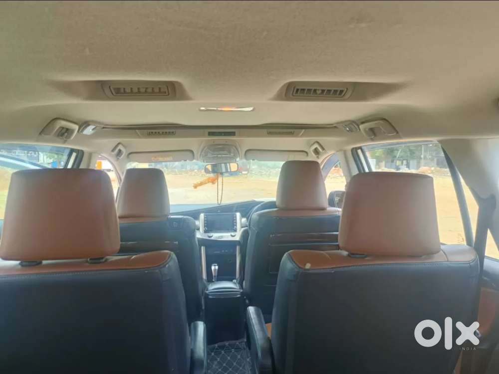 Toyota Innova Crysta [2020-ongoing] 2.7 Zx At 7 Str, 2022, Petrol