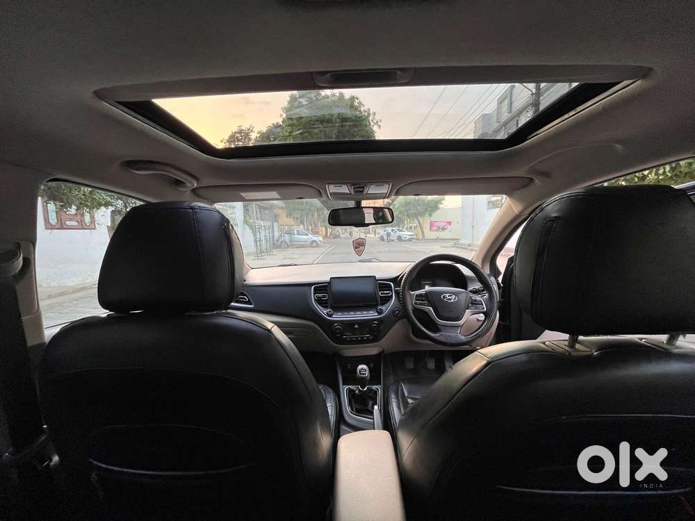 Hyundai Verna 1.5 Sx Ivt, 2020, Petrol