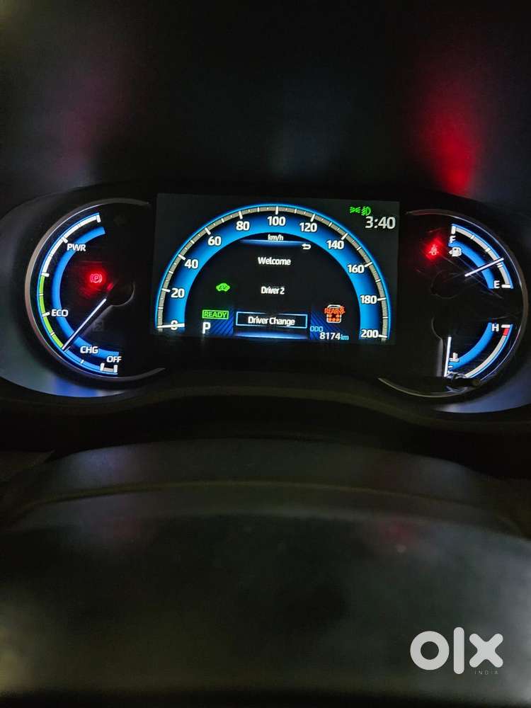 Toyota Innova Hycross 2.0 Zx Hybrid 7 Str, 2024, Petrol