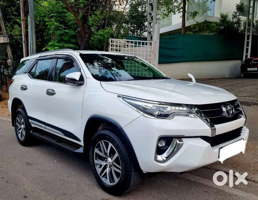 Toyota Fortuner 2017 Diesel 120000 Km Driven