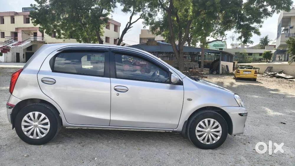 Toyota Etios Liva 2011