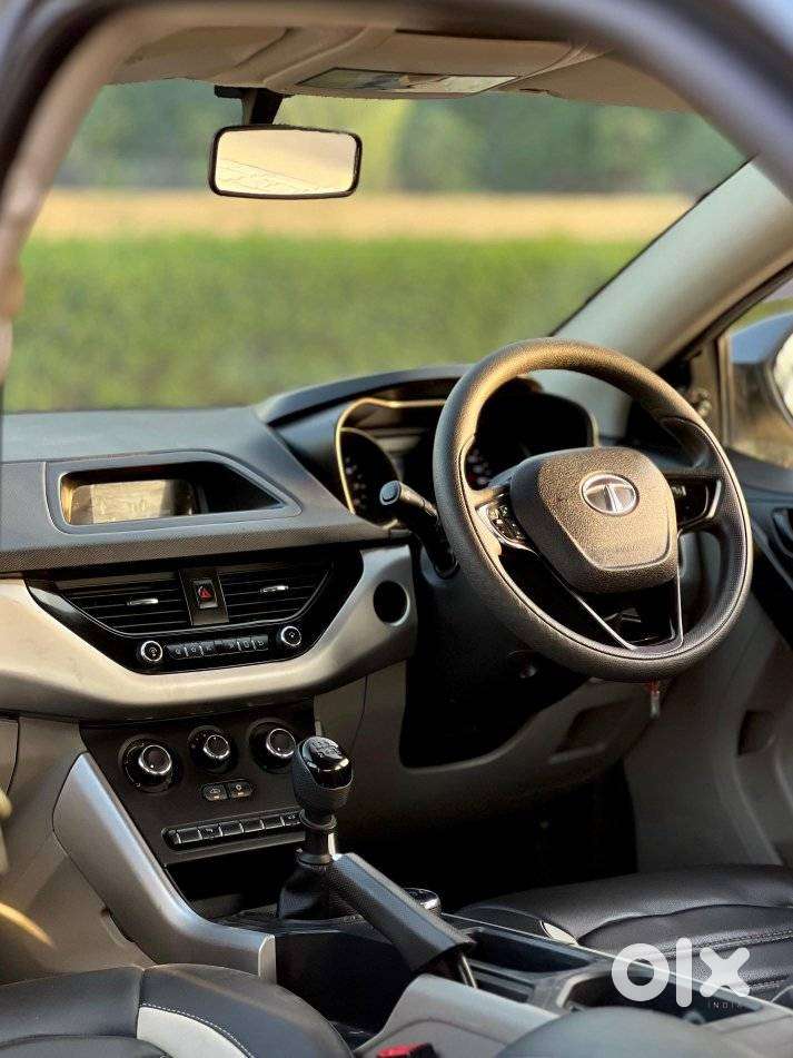 Tata Nexon 1.5 Revotorq Xma, 2018, Cng & Hybrids