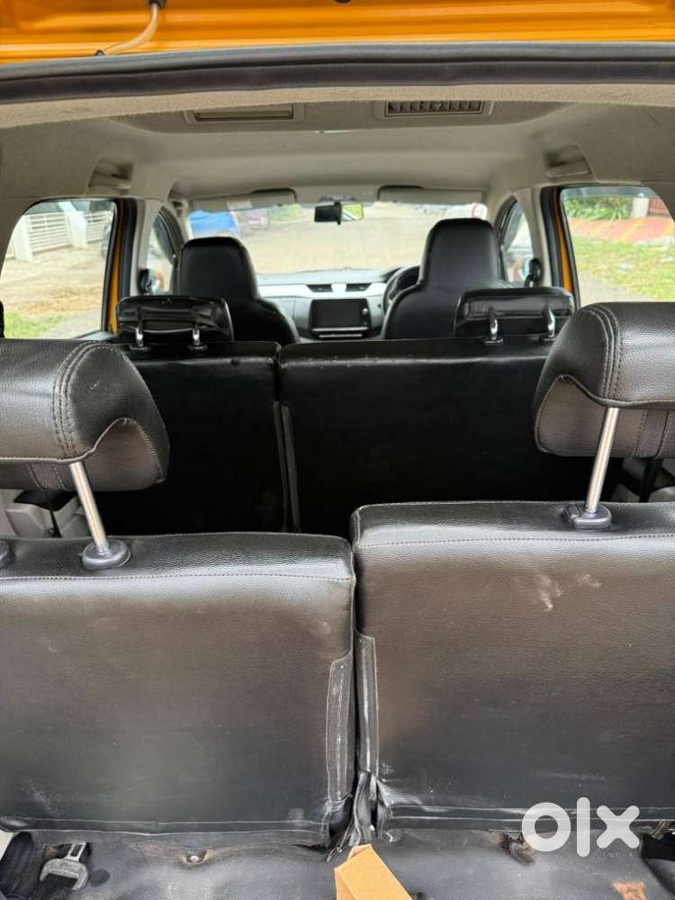 Renault Triber Rxz, 2020, Petrol