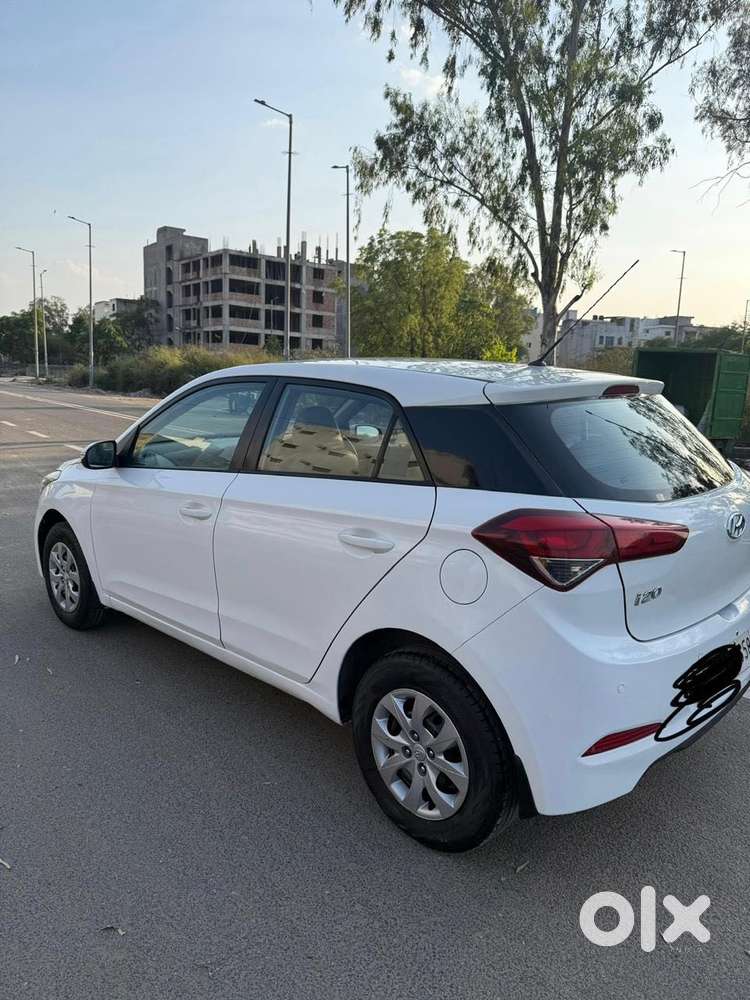 Hyundai I20 Sportz 1.2 Bs-iv, 2017, Petrol