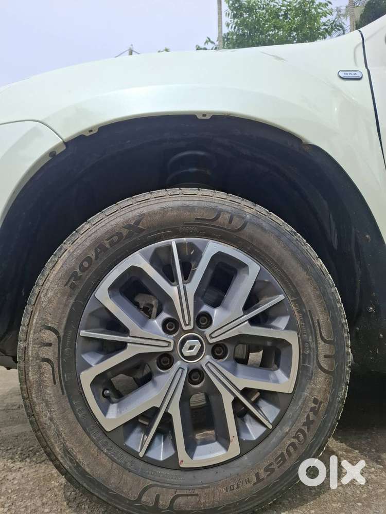 Duster Top Model Well Maintained