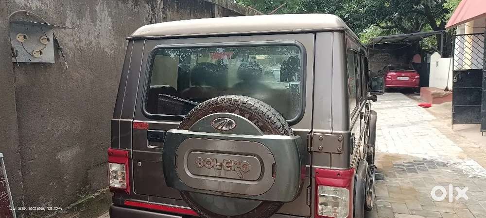 Mahindra Bolero D70 2021