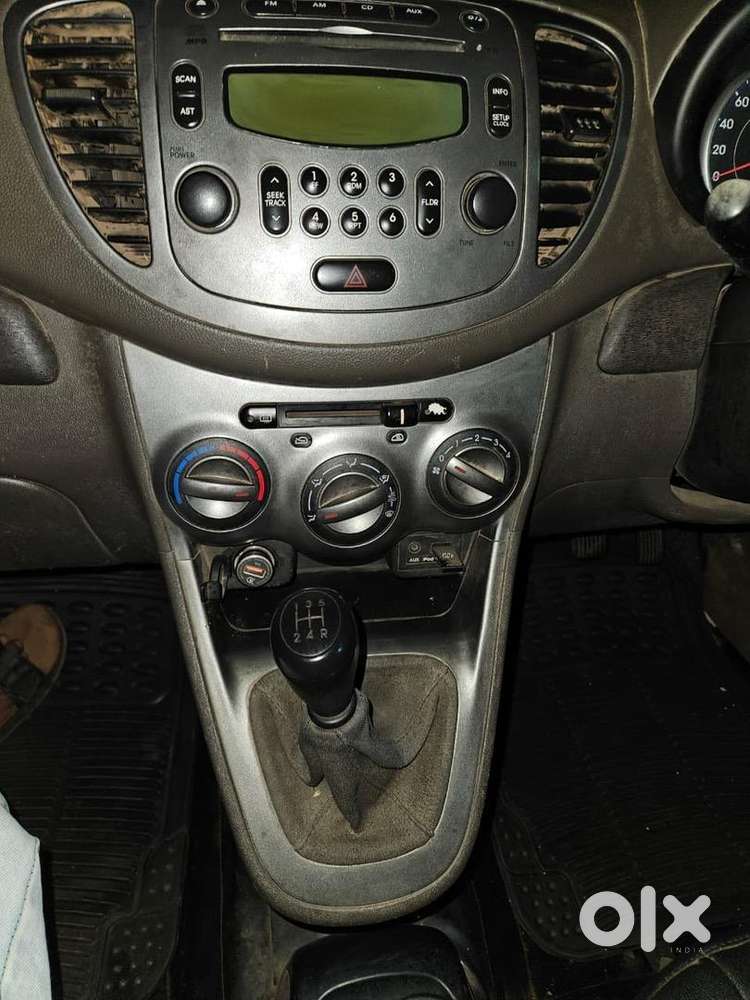 Hyundai I10 2011 Petrol 120000 Km Driven