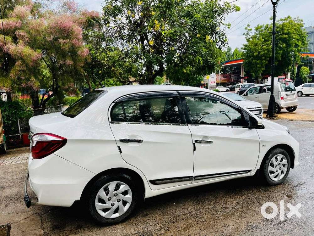 Honda Amaze E I-vtech, 2016, Petrol