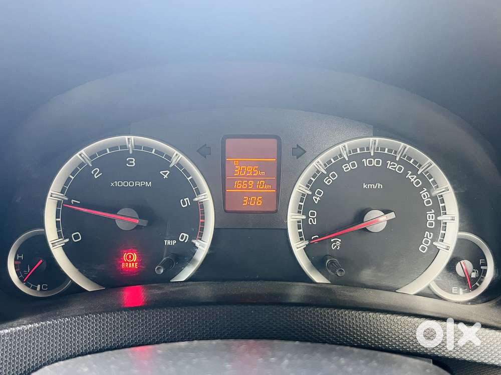 Maruti Suzuki Swift Dzire, 2013, Diesel