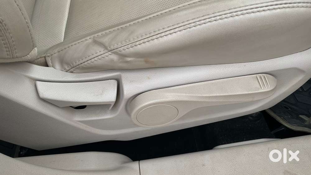 Mahindra Xuv300 W8 Option, 2020, Petrol