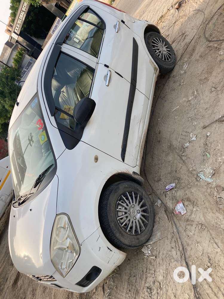 Maruti Suzuki Ritz 2011 Petrol Well Maintained