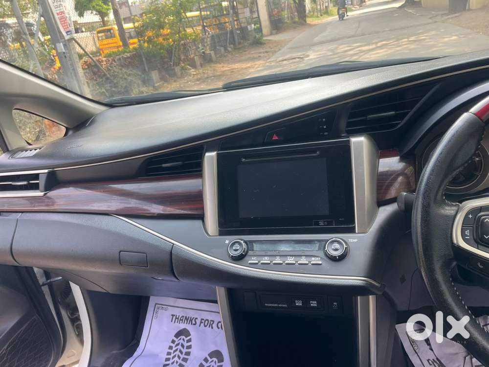 Toyota Innova Crysta 2.5z, 2017, Diesel