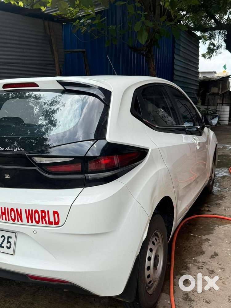Tata Altroz Petrol 57000 Km Driven