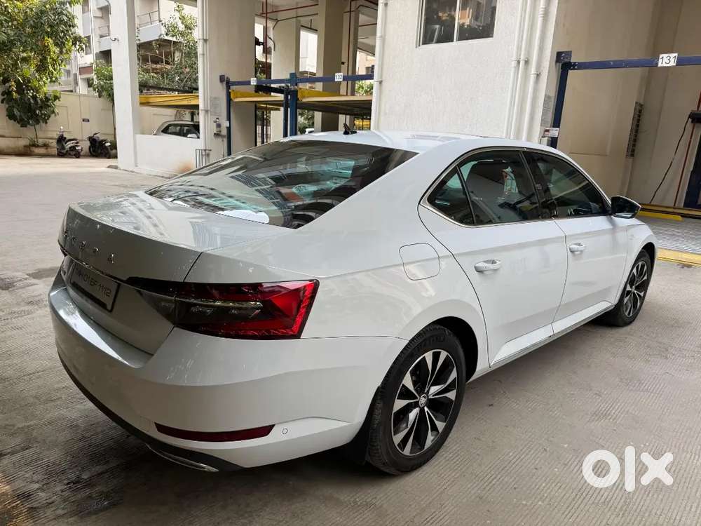 Skoda Superb 2.0 L & K November 2022