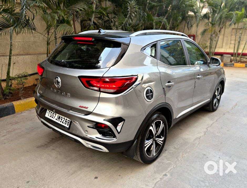 Mg Astor 1.5 Savvy Cvt S Red, 2022, Petrol