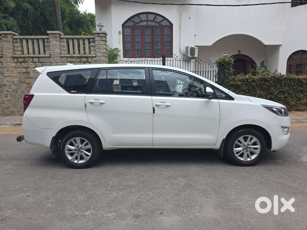 Toyota Innova Crysta 2.4 G Plus Mt 8 Str, 2018, Diesel