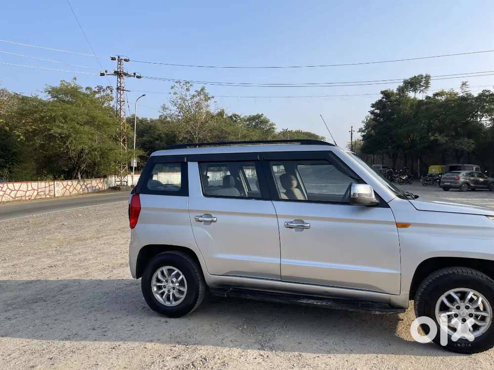 Mahindra Tuv 300 2015
