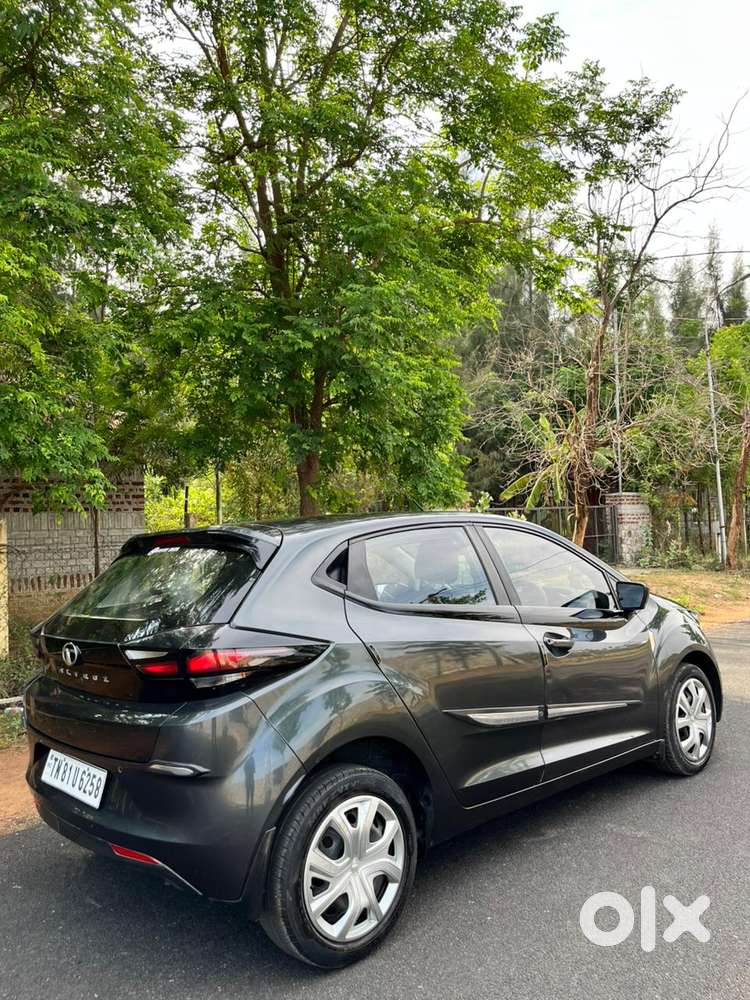 Tata Altroz, 2021, Petrol