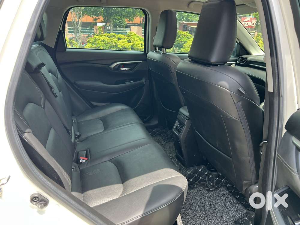 Toyota Urban Cruiser Hyryder 1.5 V Neo Drive At, 2022, Petrol