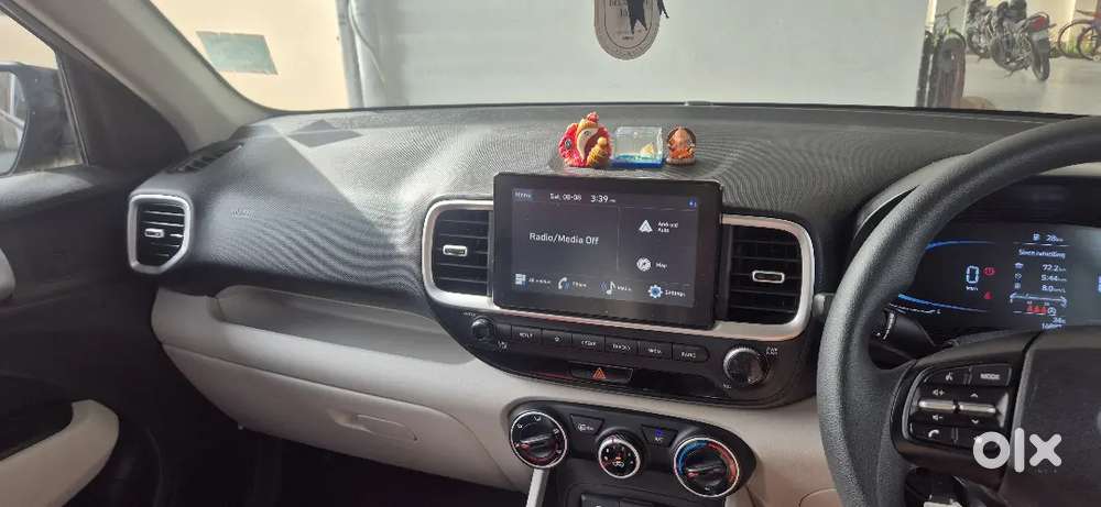 Hyundai Venue Plus Petrol Manual 2024