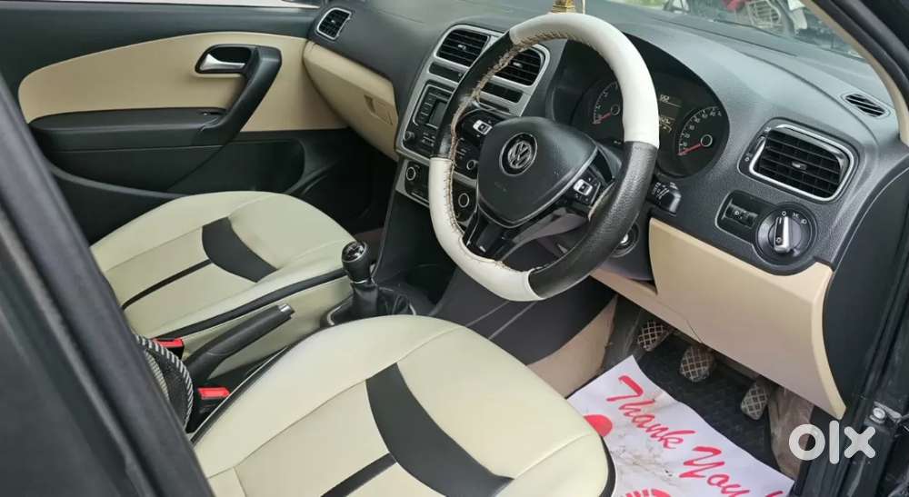 Volkswagen Polo Petrol Highline 1.2l, 2015, Petrol