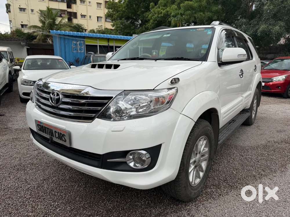 Toyota Fortuner, 2014, Diesel