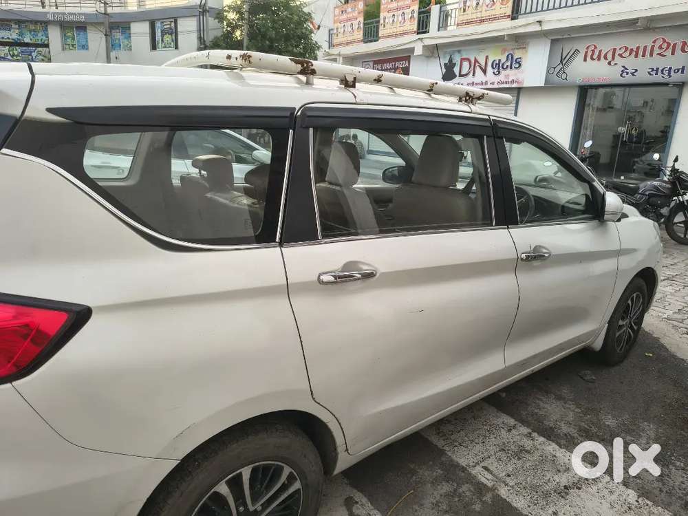 Maruti Suzuki Ertiga 2023 Variant Zxi