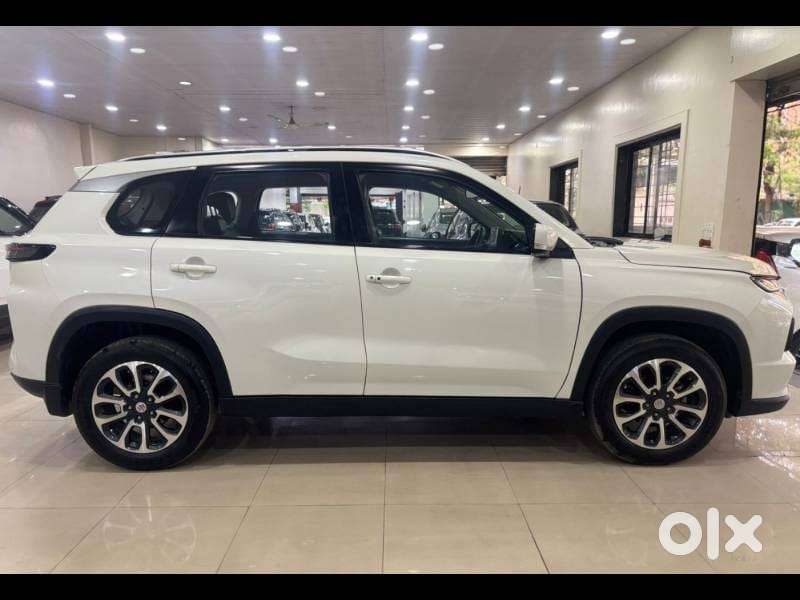 Maruti Suzuki Grand Vitara 1.5 Delta Smart Hybrid At, 2024, Petrol