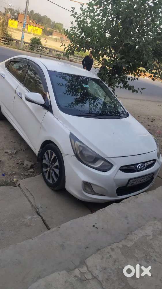 Hyundai Verna Crdi Sx 2014