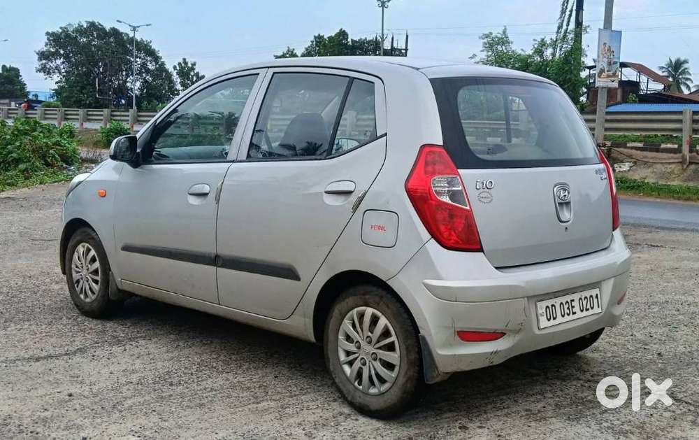Hyundai I10 Sportz, 2015, Petrol