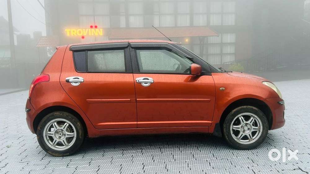 Maruti Suzuki Swift 2010 Petrol 150000 Km Driven