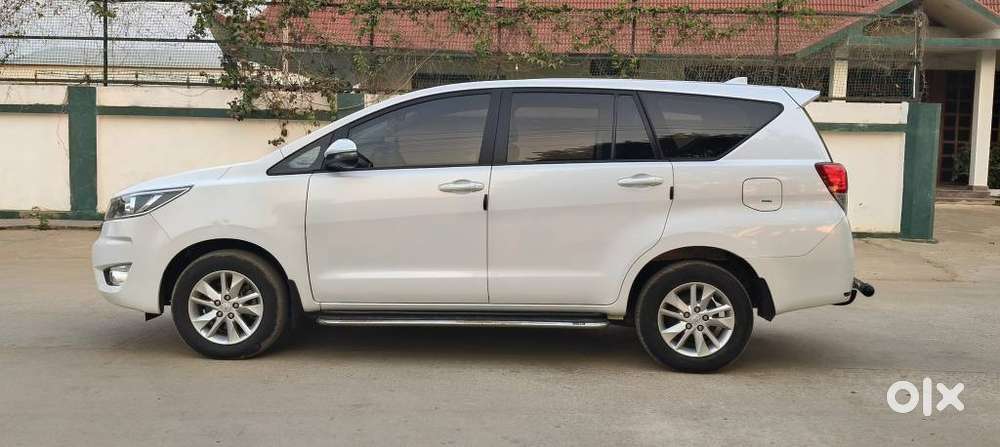 Toyota Innova Crysta