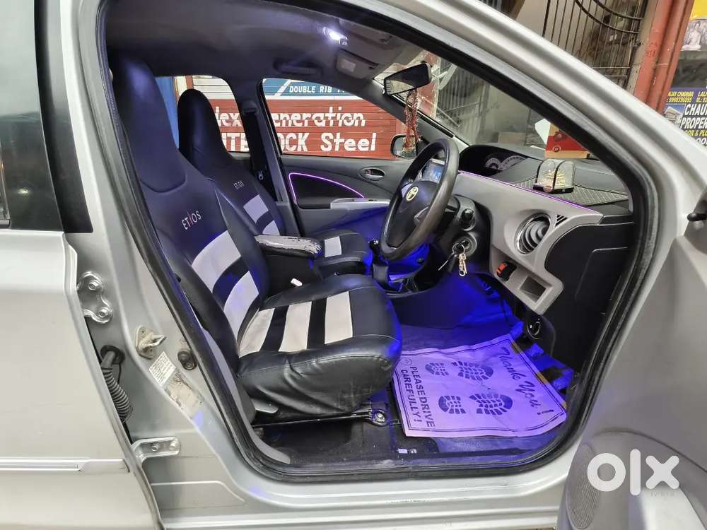 Toyota Etios 2011 Car
