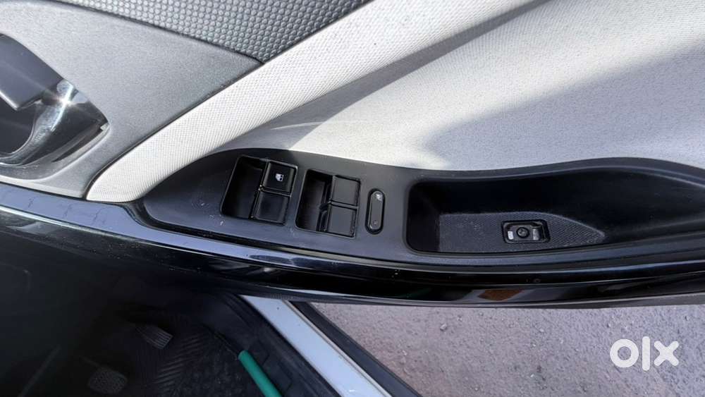 Tata Nexon Pure 2025